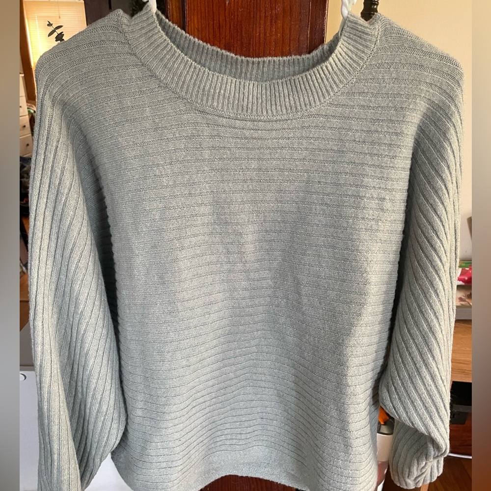 Women’s Sweater
